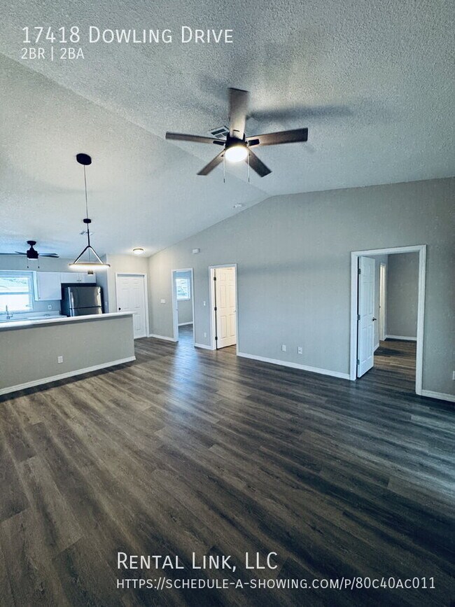 Building Photo - 17418 Dowling Dr