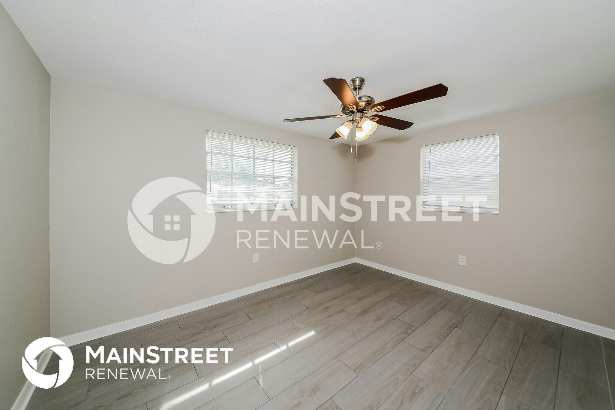 Building Photo - 703 59th Ave Terrace W