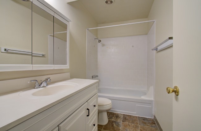 Building Photo - 3102 Harney St