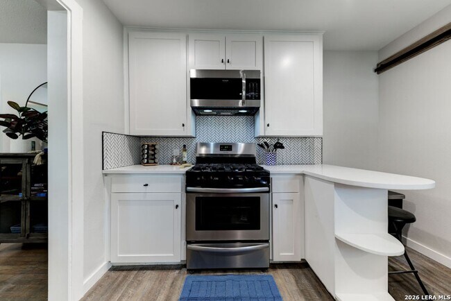 Building Photo - 406 McKinley Ave
