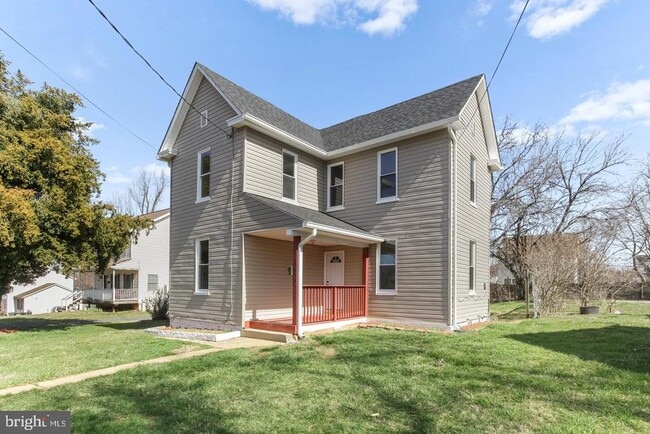 Building Photo - 6613 Fairmount Ave