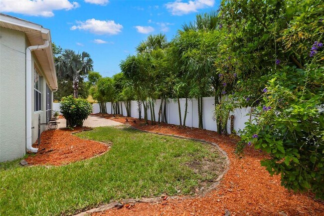 Building Photo - 8709 Deep Maple Dr