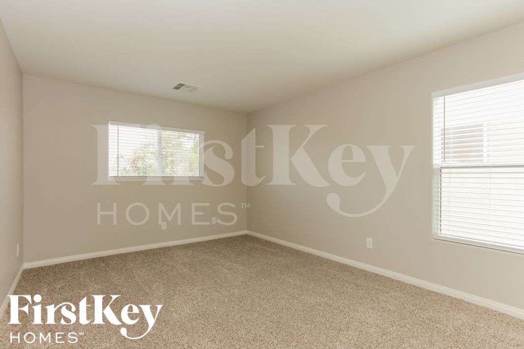 Building Photo - 8332 N Blazing Sky Ct