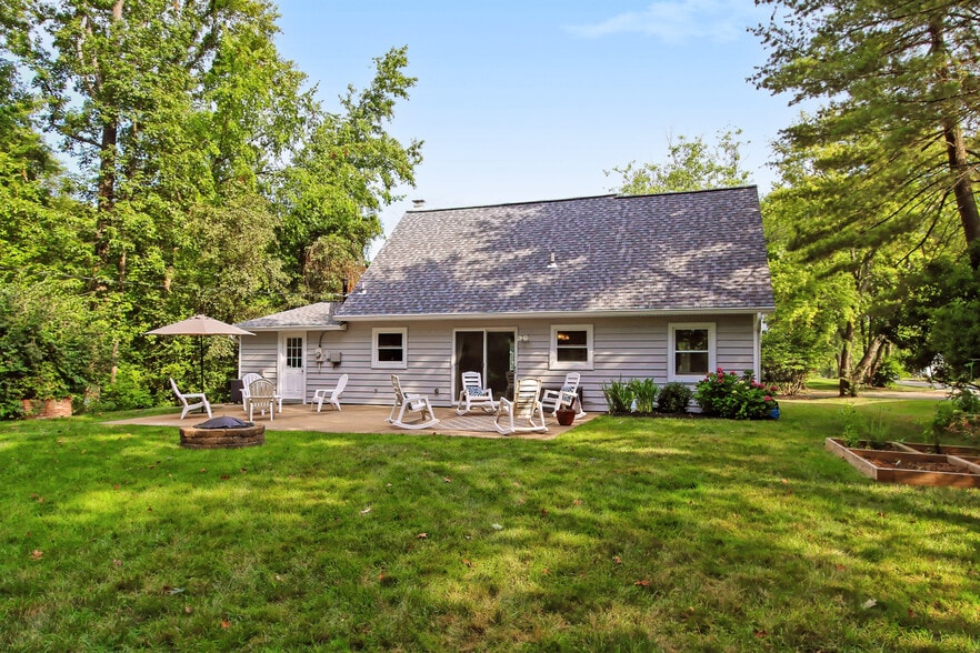 Building Photo - 13007 Melville Ln