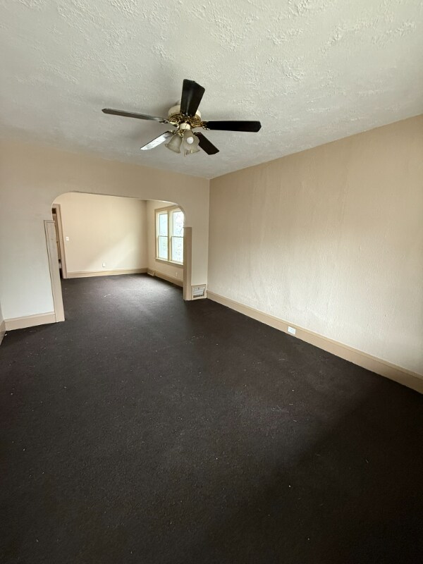 Building Photo - 3147 W 82nd St