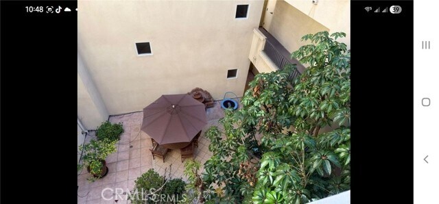 Building Photo - 14343 Burbank Blvd