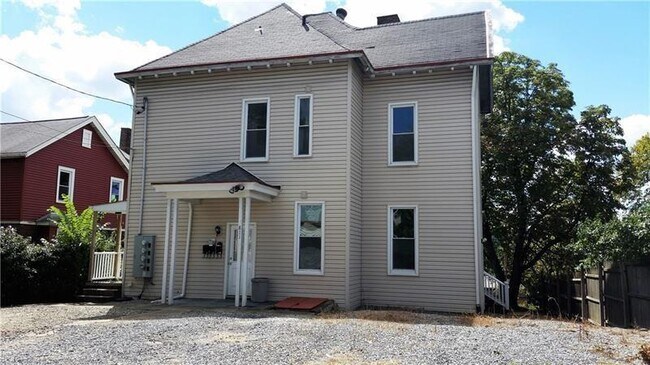 Building Photo - 811 Ohio River Blvd