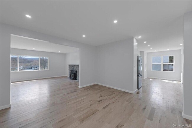 Building Photo - 1435 NY-208