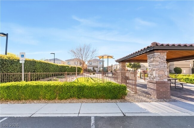 Building Photo - 9526 Vega Carpio Ave