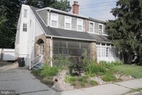 Building Photo - 804 W 21st St