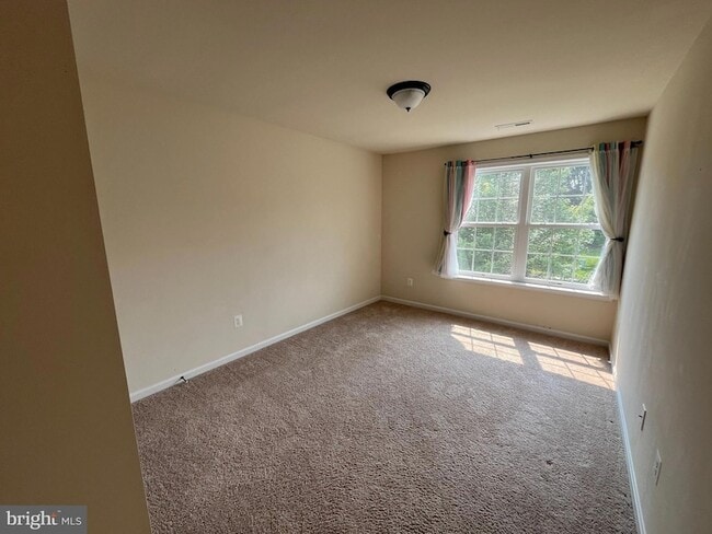 Building Photo - 47 Summerfield Ln
