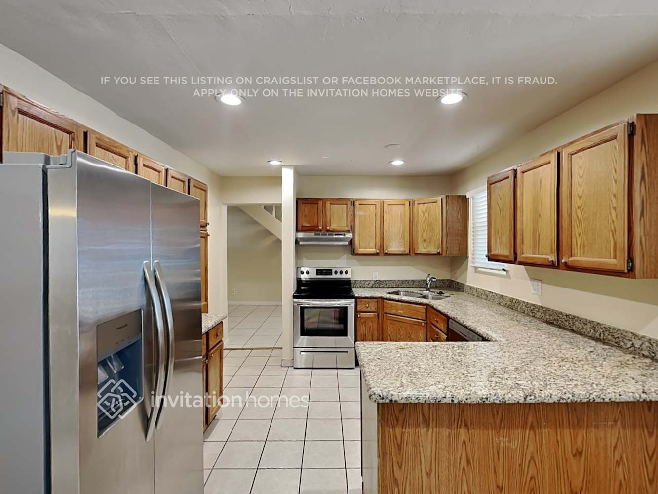 Building Photo - 2323 E Mitchell Dr