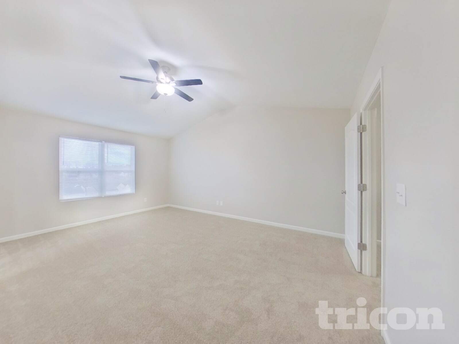 Building Photo - 11335 Breezehill Ln