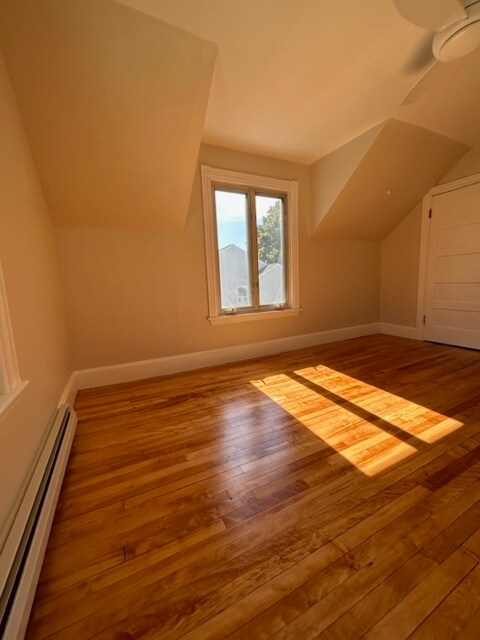 Bedroom - 37 Summit St