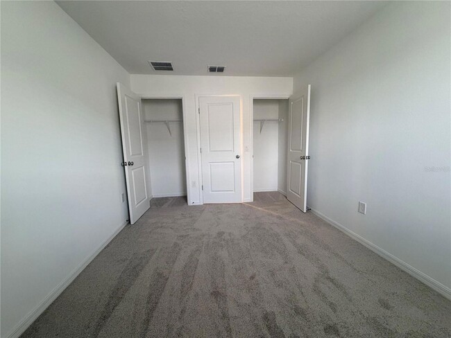 Building Photo - 2946 Skyline Lp