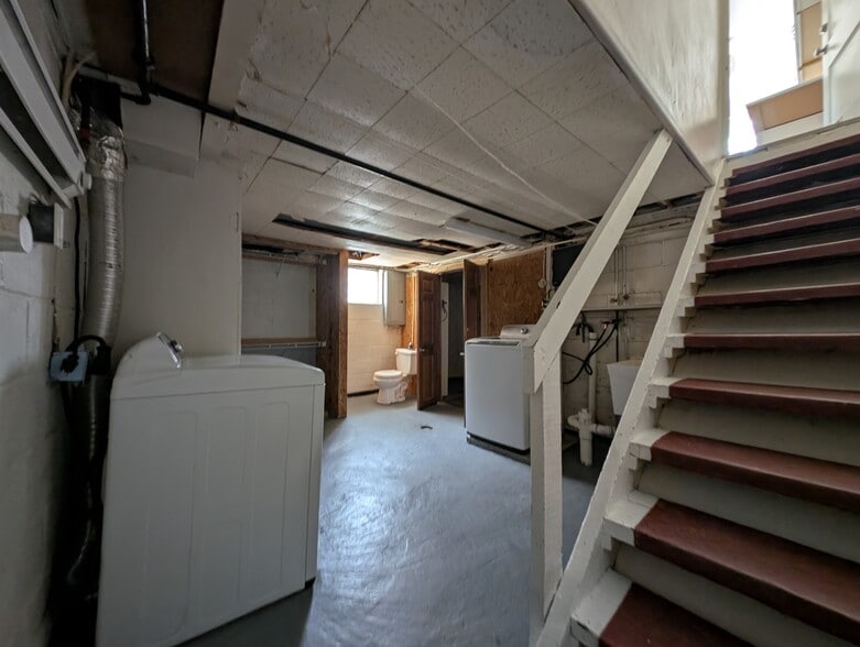 Basement - 195 Victory Ln