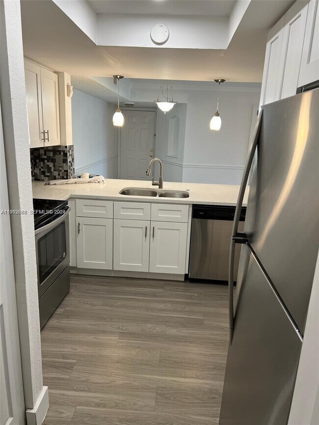 Building Photo - 9122 W Atlantic Blvd