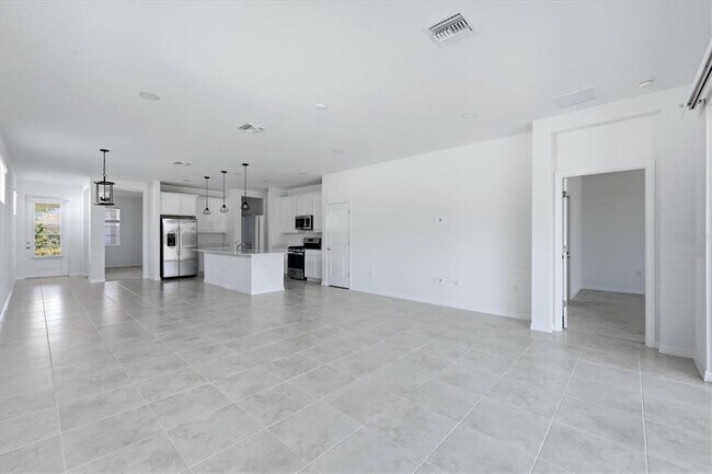 Building Photo - 8113 Sternway Rd