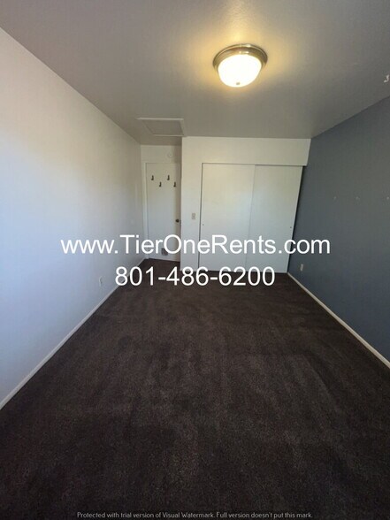 Building Photo - NO DEPOSIT option available for qualified renters!