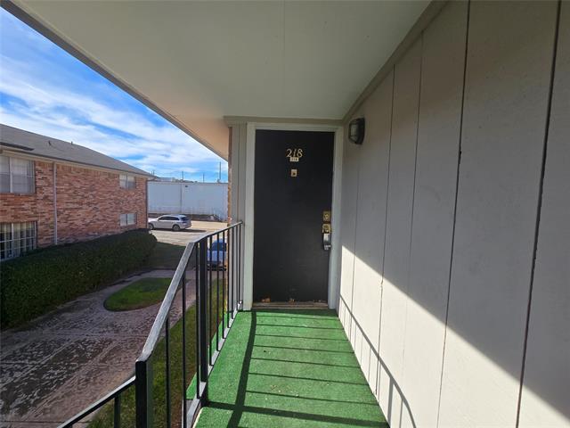 Building Photo - 8071 Meadow Rd