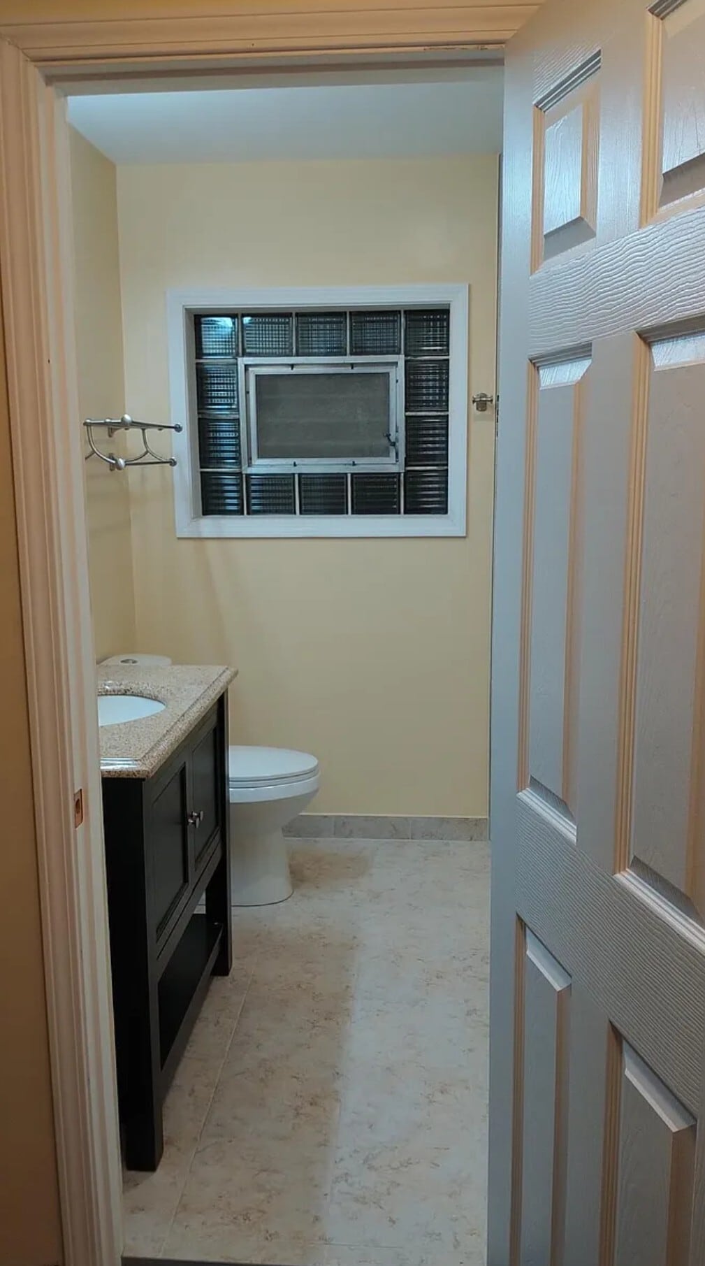 Building Photo - 484 Western Ave