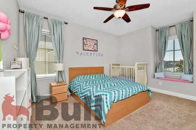 Building Photo - 8233 Canetti St