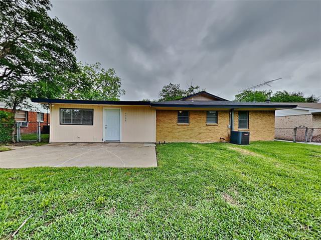 Building Photo - 4427 Live Oak Dr