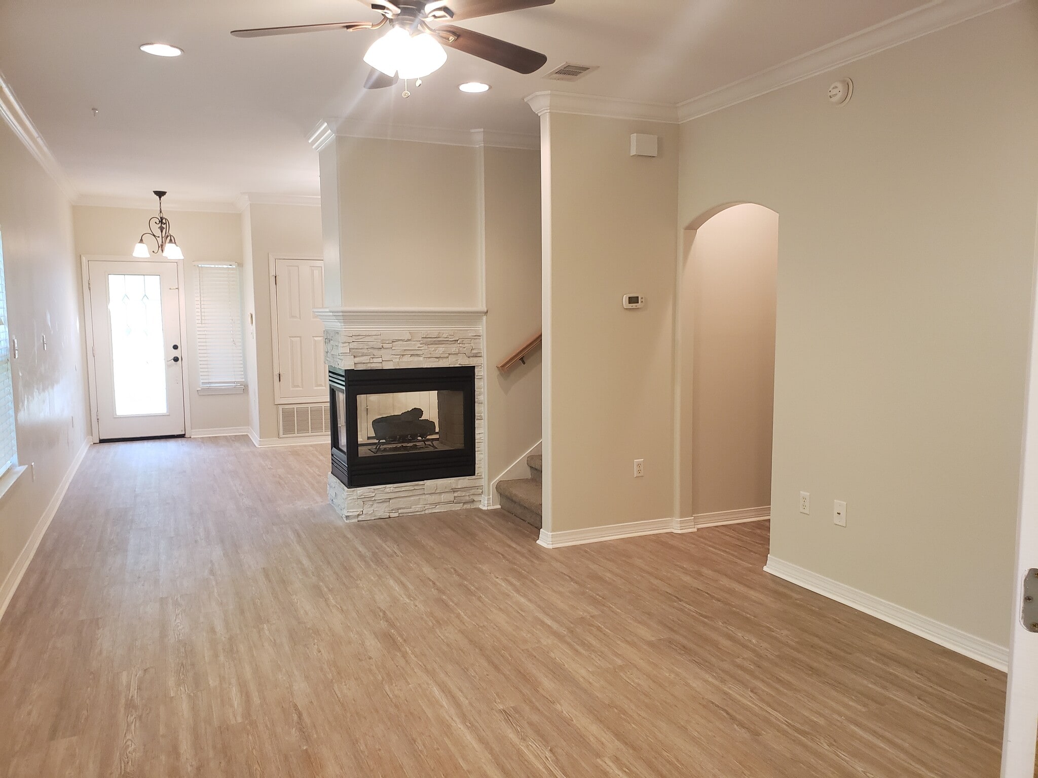 Building Photo - 1301 Treasure Cove