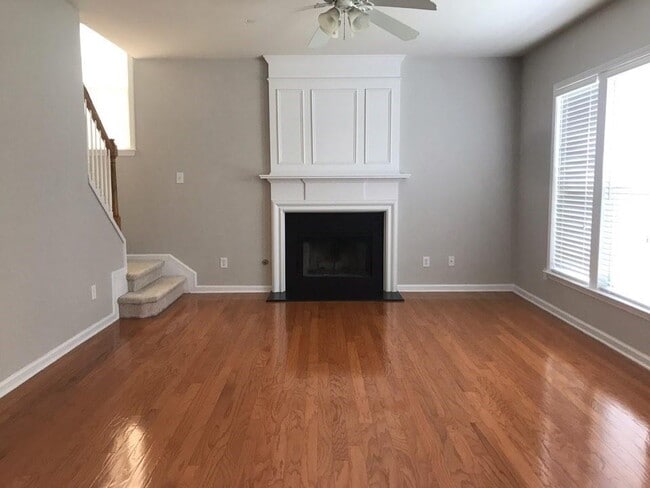 Building Photo - 8930 Ruel Ln