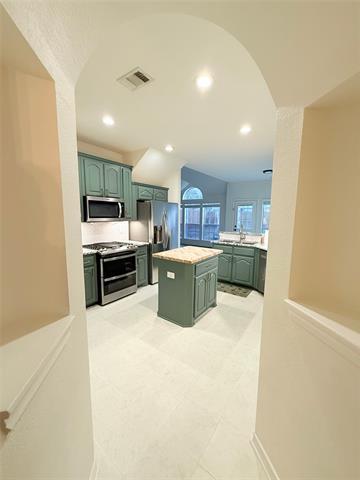 Building Photo - 7717 Troon Dr