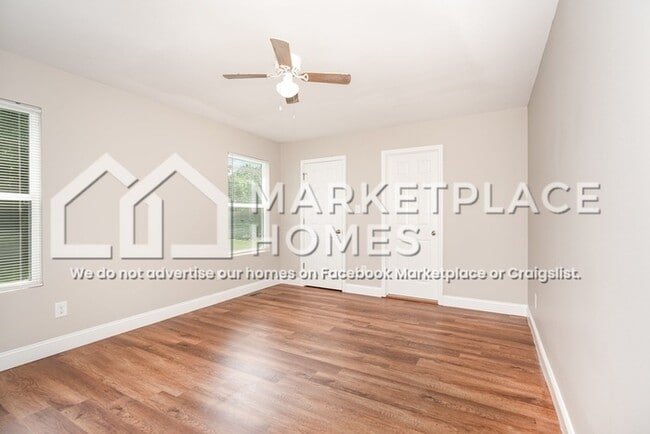 Building Photo - 404 N 13th St