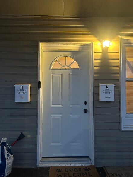 Building Photo - 179 Dana St