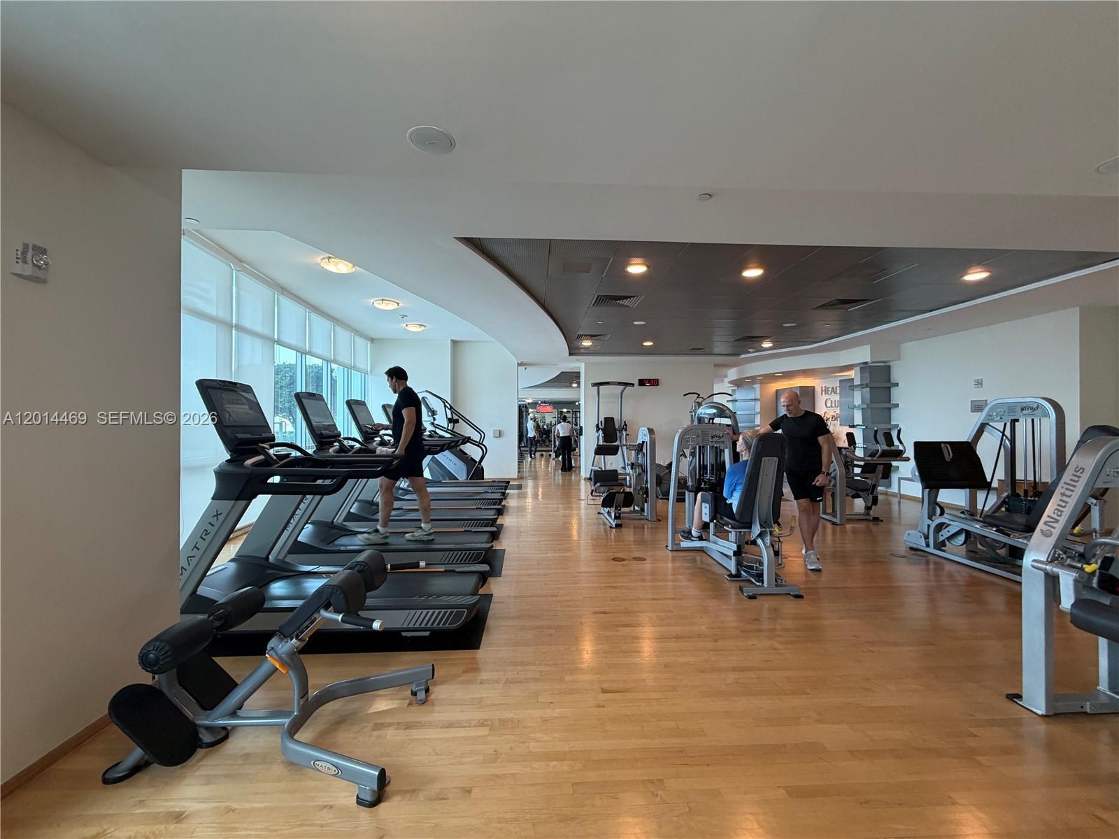 Building Photo - 1331 Brickell Bay Dr