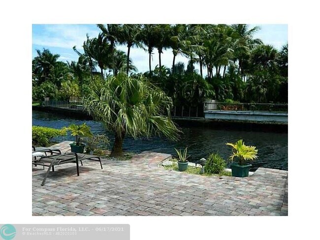 Building Photo - 1818 E Oakland Park Blvd