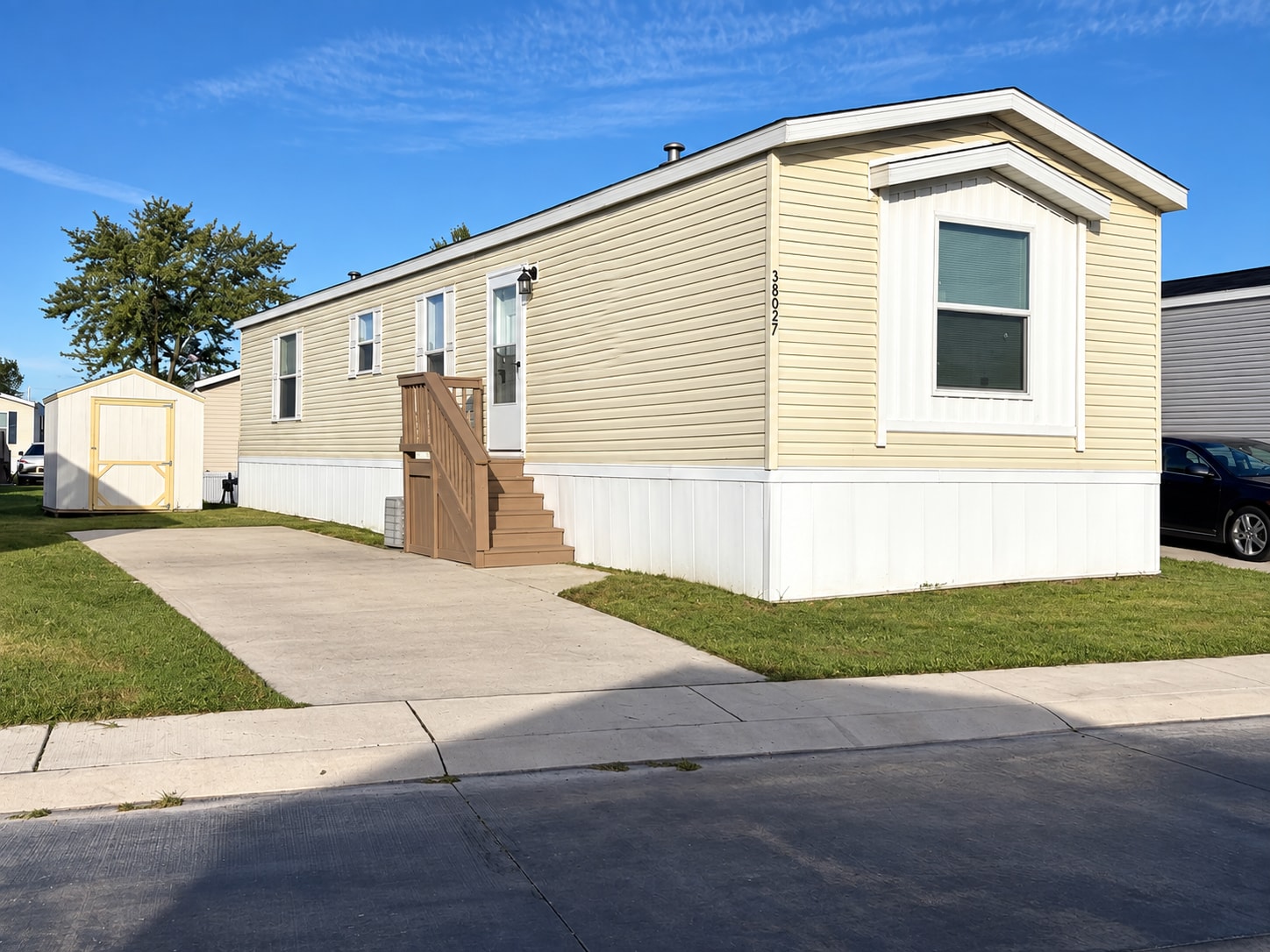 Building Photo - 38027 Leverette Ave