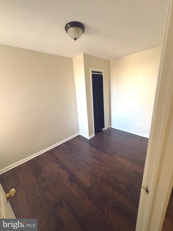 Building Photo - 1518 S Marston St