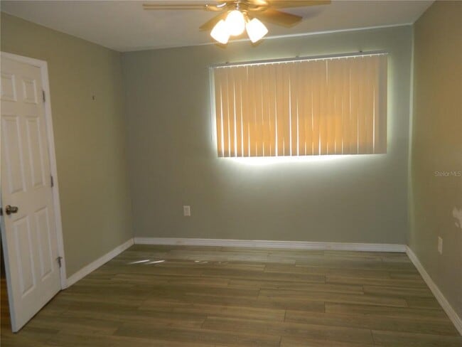 Building Photo - 924 N Lake Destiny Rd