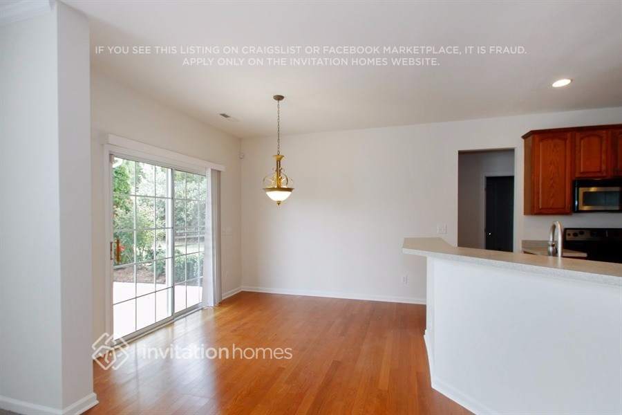 Building Photo - 4701 Sandtyn Dr