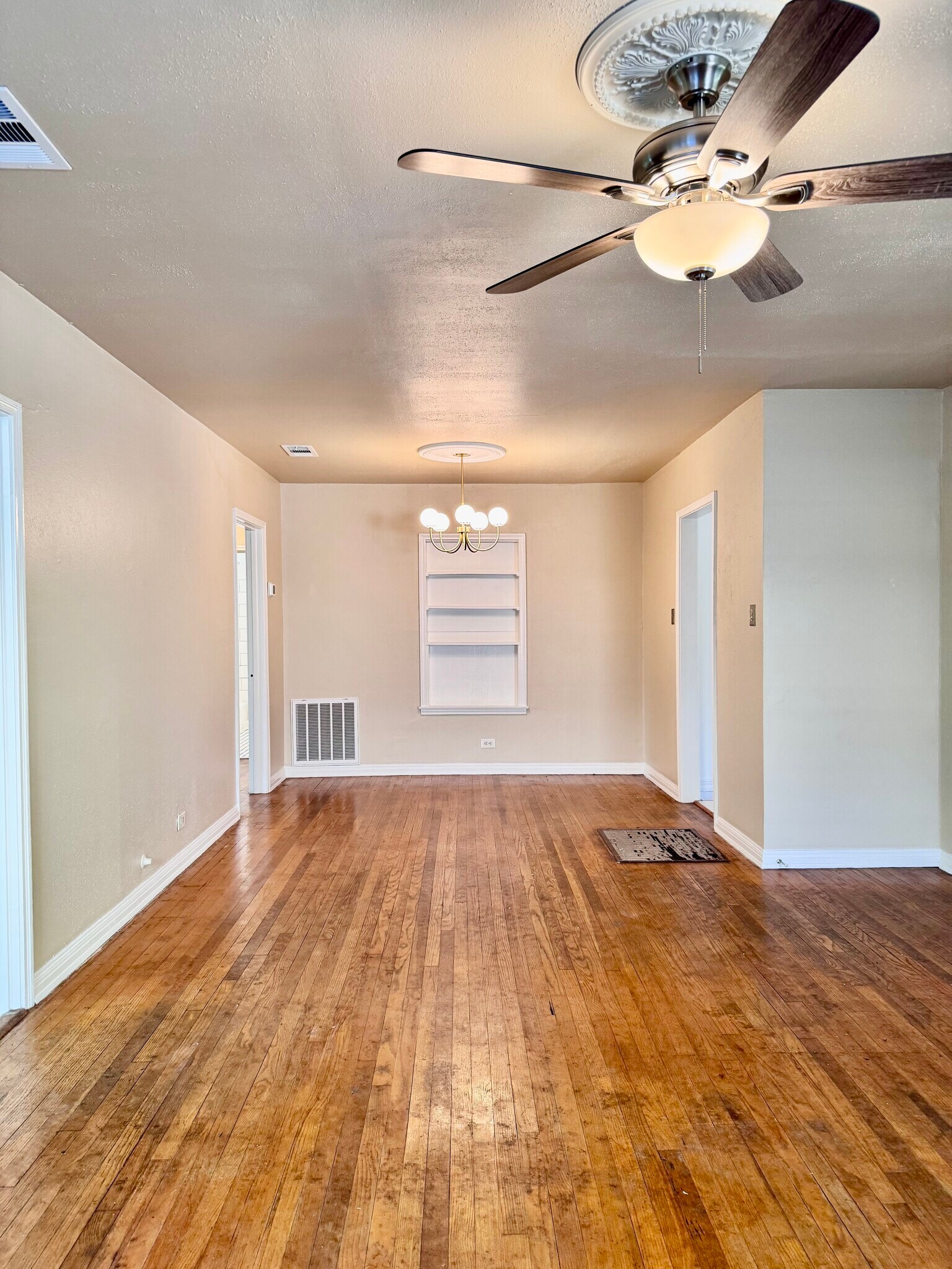 Dining Area - 510 Elmwood Drive