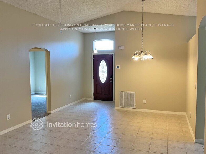 Building Photo - 2337 Deercroft Dr