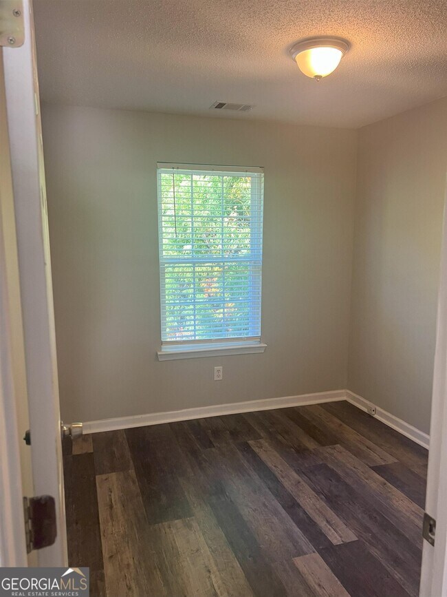 Building Photo - 4921 Antelope Cove