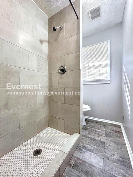 Building Photo - 1214 Calhoun Ave