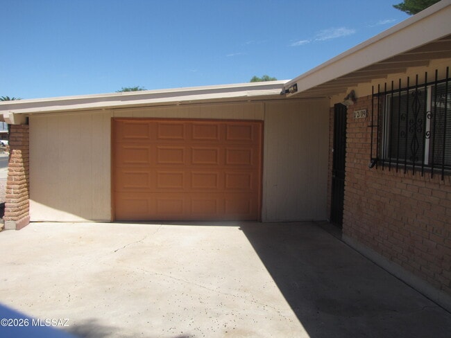 Building Photo - 2109 S Camino Seco