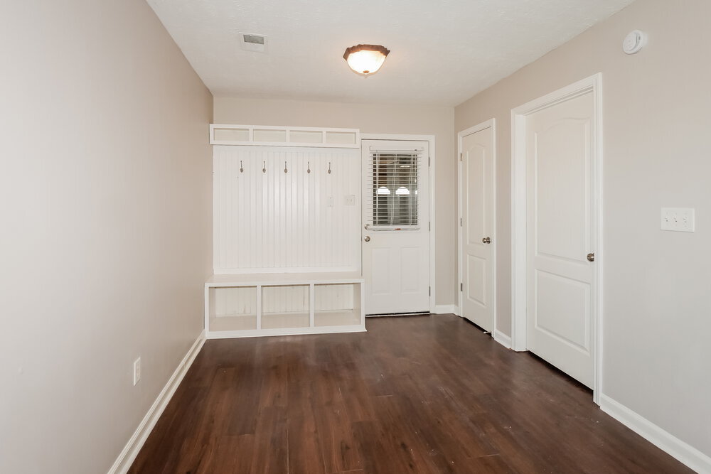 Building Photo - 6391 Braybourne Main