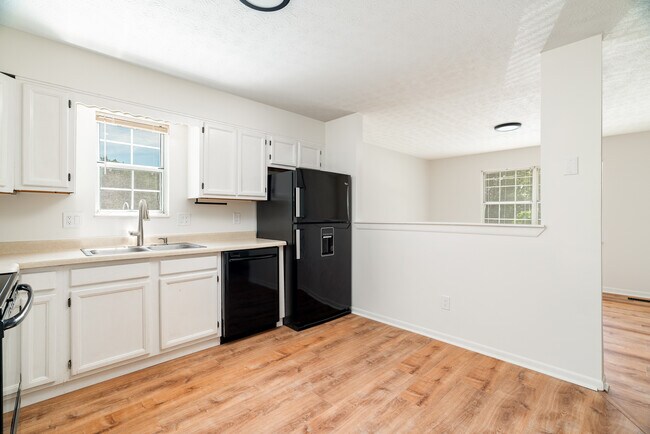 Building Photo - 3312 Kendallmac Ln