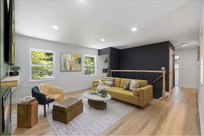Building Photo - 2904 Sprucewood Dr