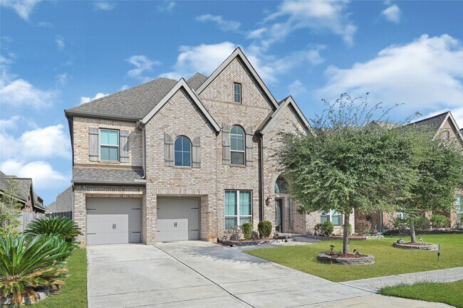 Building Photo - 3430 Golden Cypress Ln