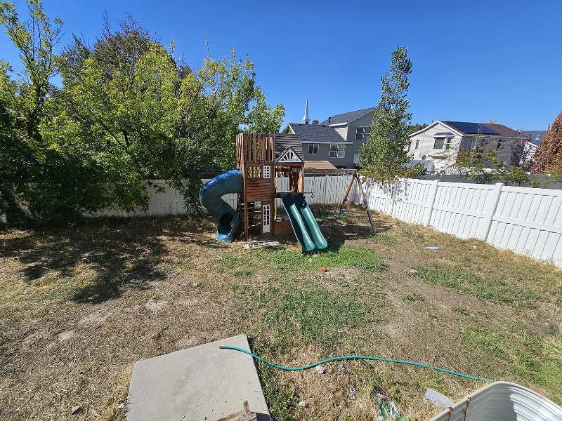 Building Photo - 1691 40 E