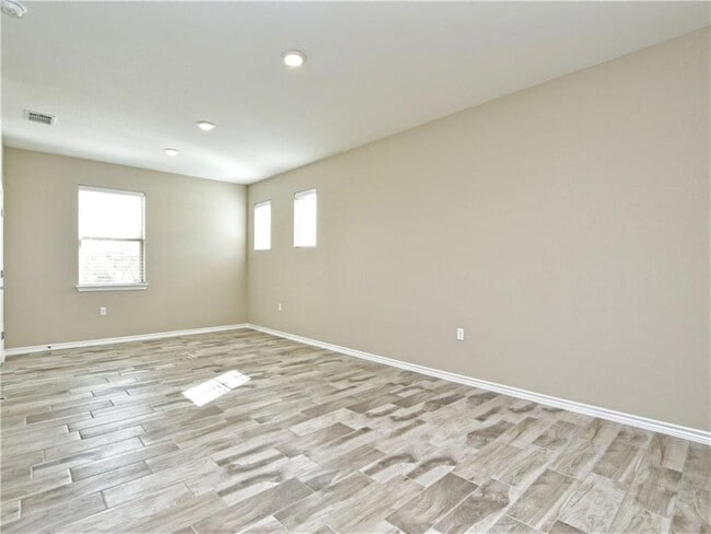 Building Photo - 109 Harborside Dr