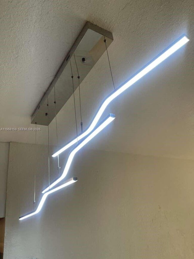 Building Photo - 21882 Haines Ave